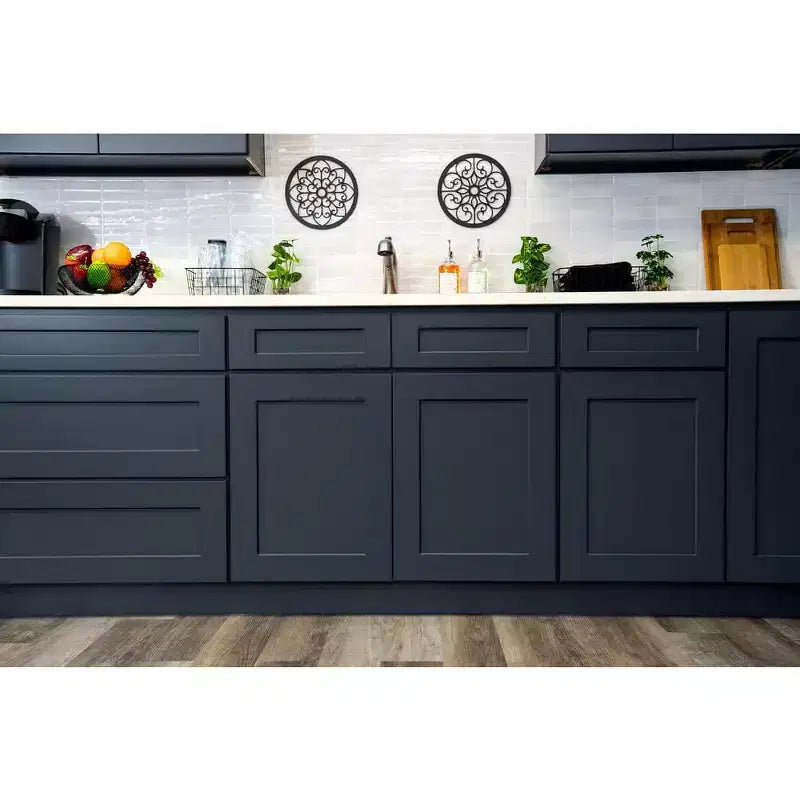 Meuble bas de cuisine avec tiroir, 18 po L x 34,5 po H x 24 po P, cadre en contreplaqué à fermeture amortie - recouvrant RTA
