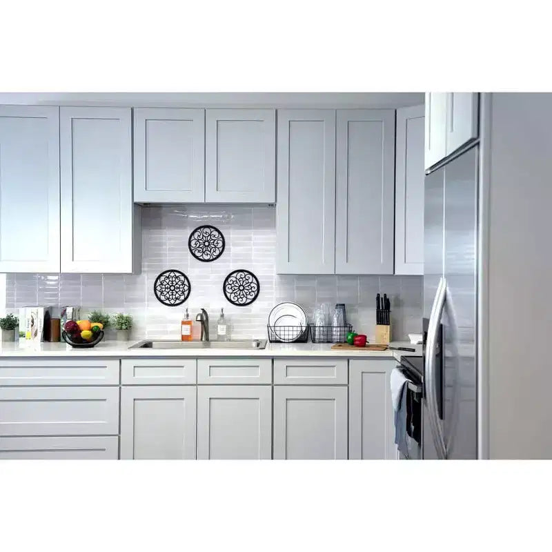 Meuble bas de cuisine avec tiroir, 18 po L x 34,5 po H x 24 po P, cadre en contreplaqué à fermeture amortie - recouvrant RTA