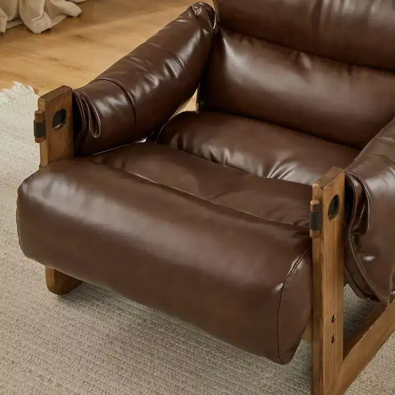 Chaise longue de loisirs en similicuir avec structure en frêne et base luge