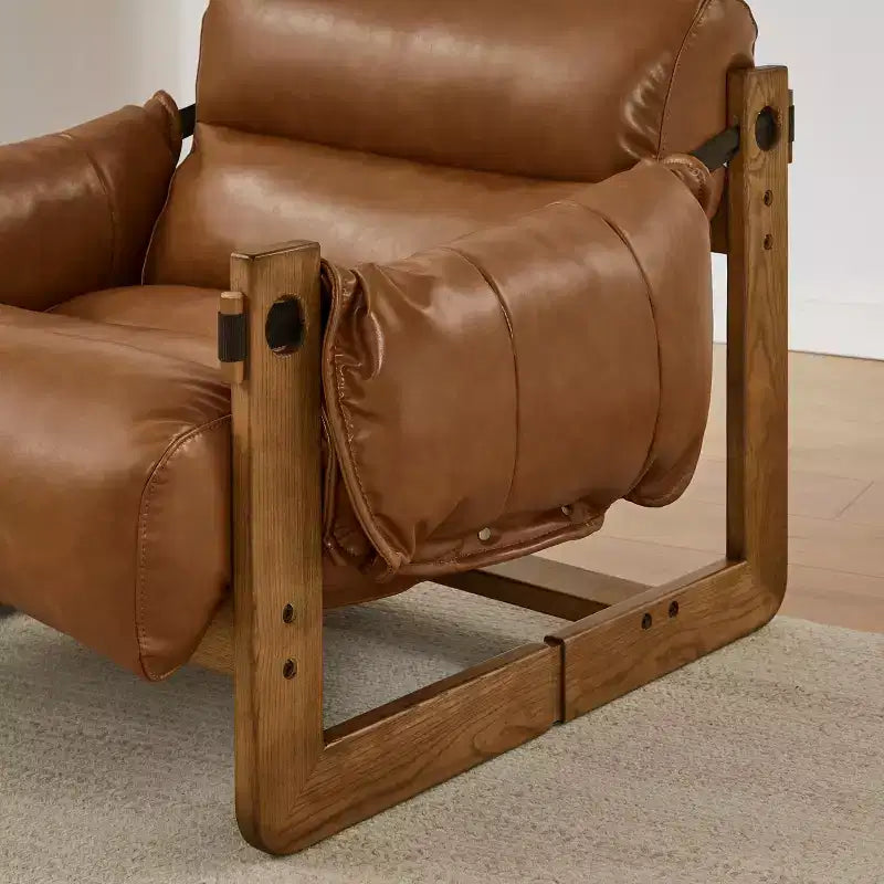 Chaise longue de loisirs en similicuir avec structure en frêne et base luge